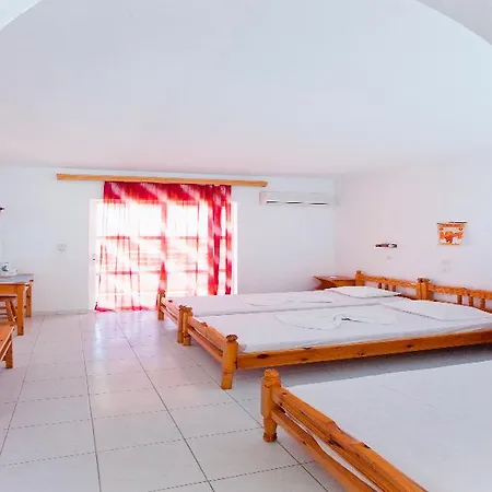 Maroula 팔리라키