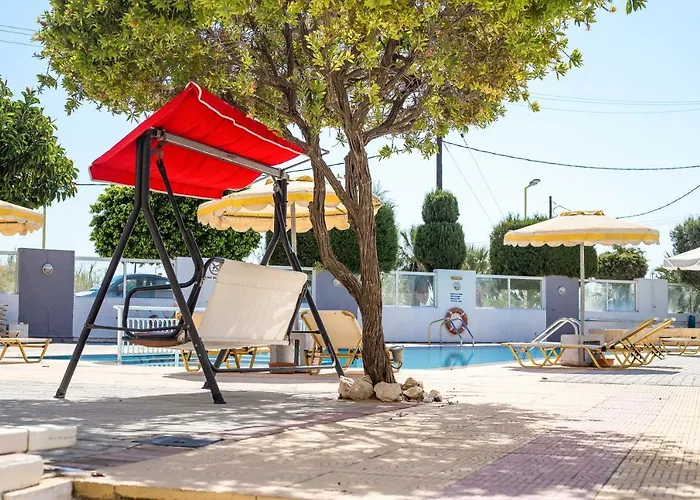 马罗拉公寓酒店