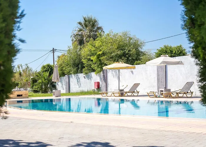 马罗拉公寓酒店