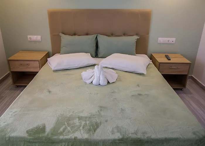 马罗拉公寓酒店 4*