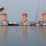 Maroula Lägenhetshotell 4*