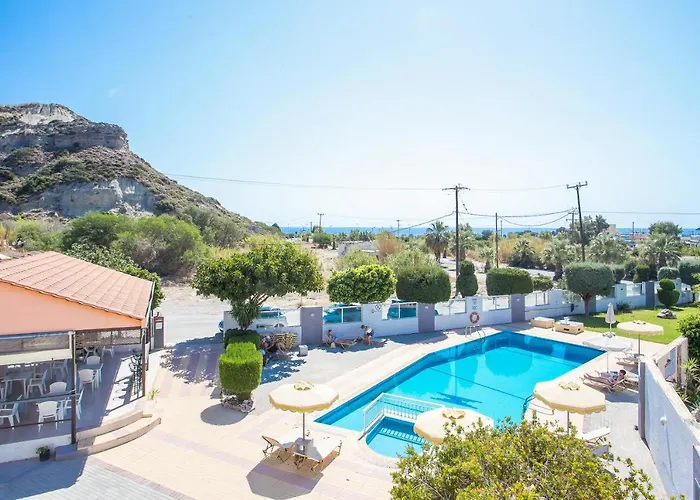 Aparthotel Maroula 4*