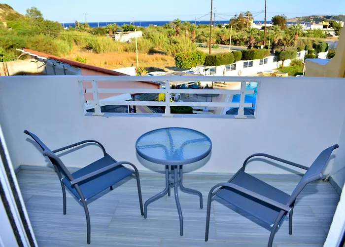 Maroula Aparthotel 4*