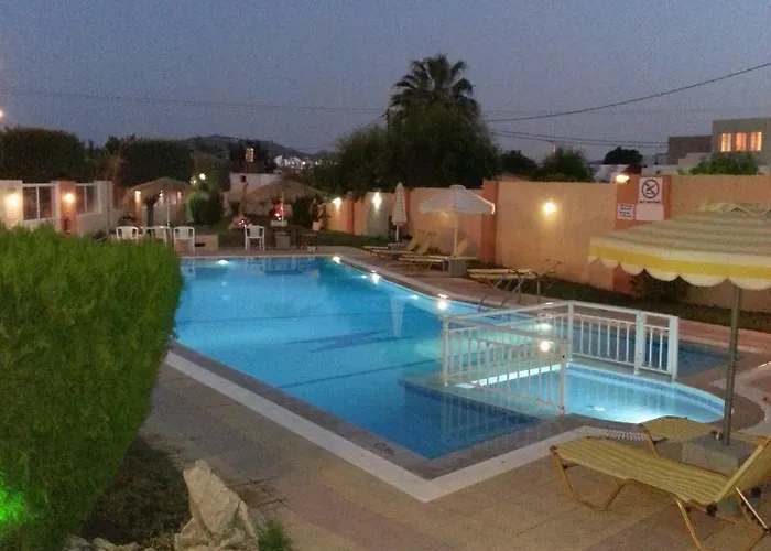 Maroula 4* ファリラキ