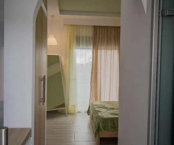 Maroula ファリラキ