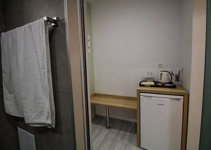 Maroula Aparthotel 4*