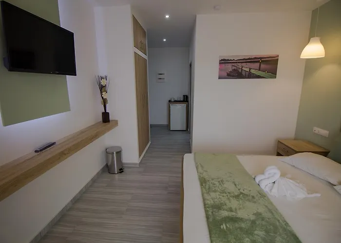 Maroula Aparthotel Faliraki