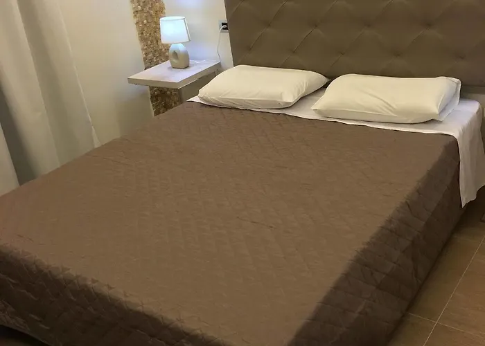 Maroula Aparthotel 4*