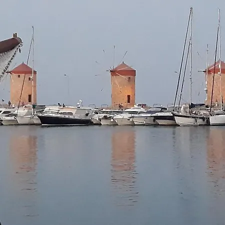 Maroula Appart hôtel 4*