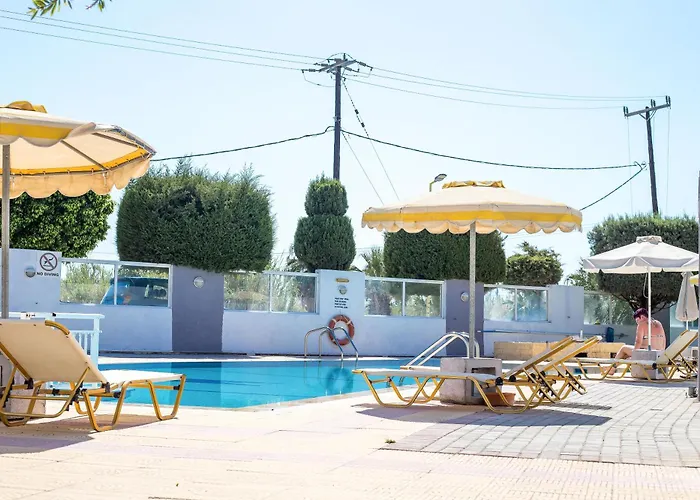 Апарт-отель Maroula 4*