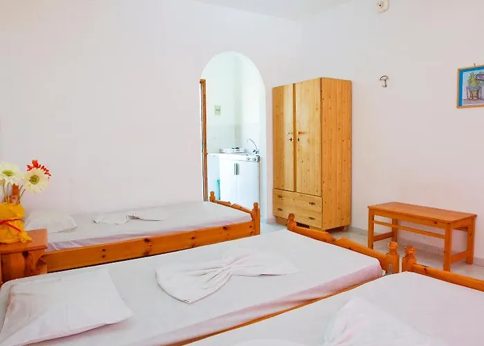 Apartahotel Maroula 4*